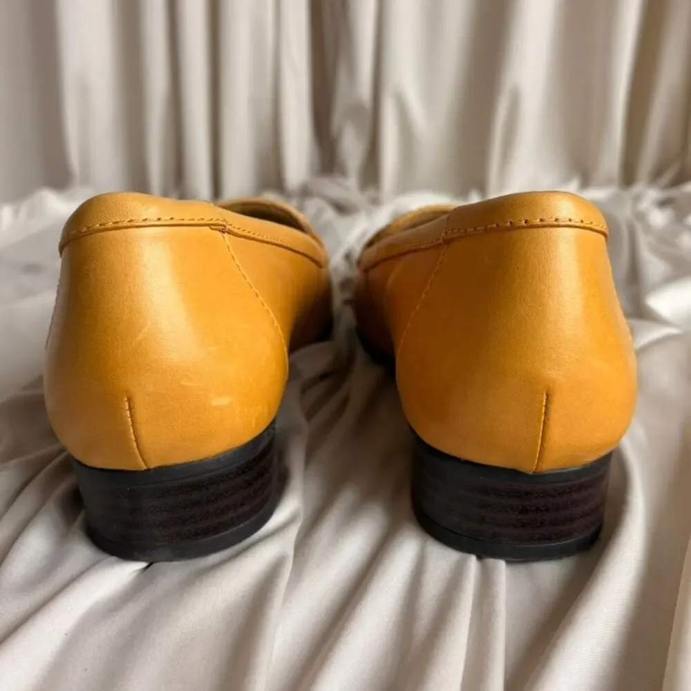 Clarks Juliet Coast Egg Yolk Yellow Leather Loafers - Size 7.5
